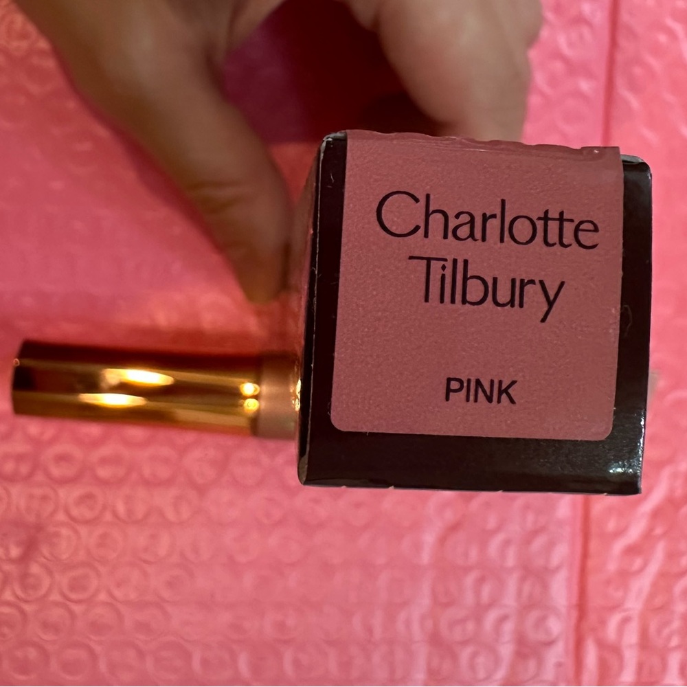 Charlotte Tilbury | Hollywood Beauty Light Wand | Disney’s 100th Edition | Pink - Picture 6 of 8